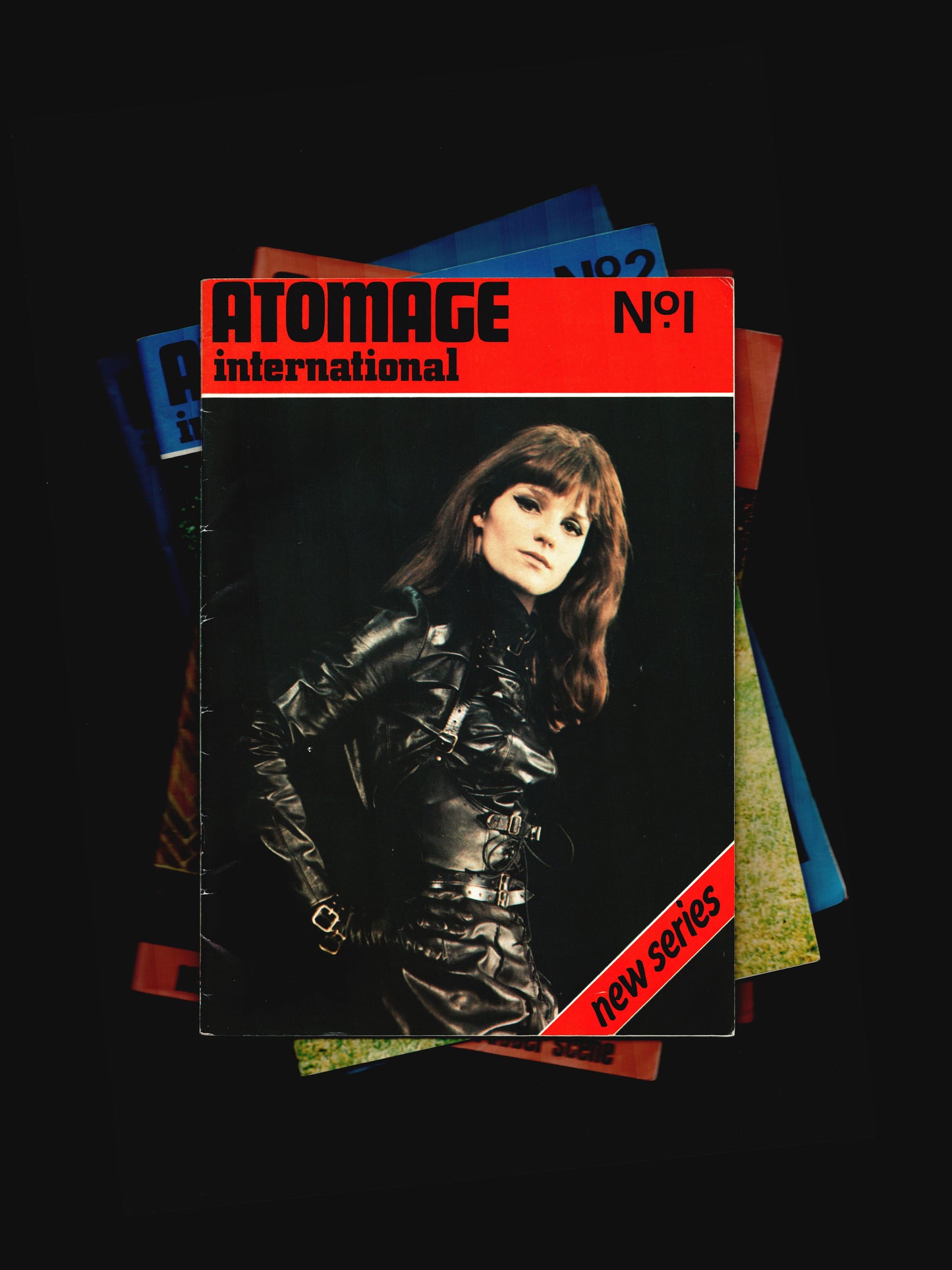 ATOMAGE INTERNATIONAL NO 1 - NO 5 (1981-1982)