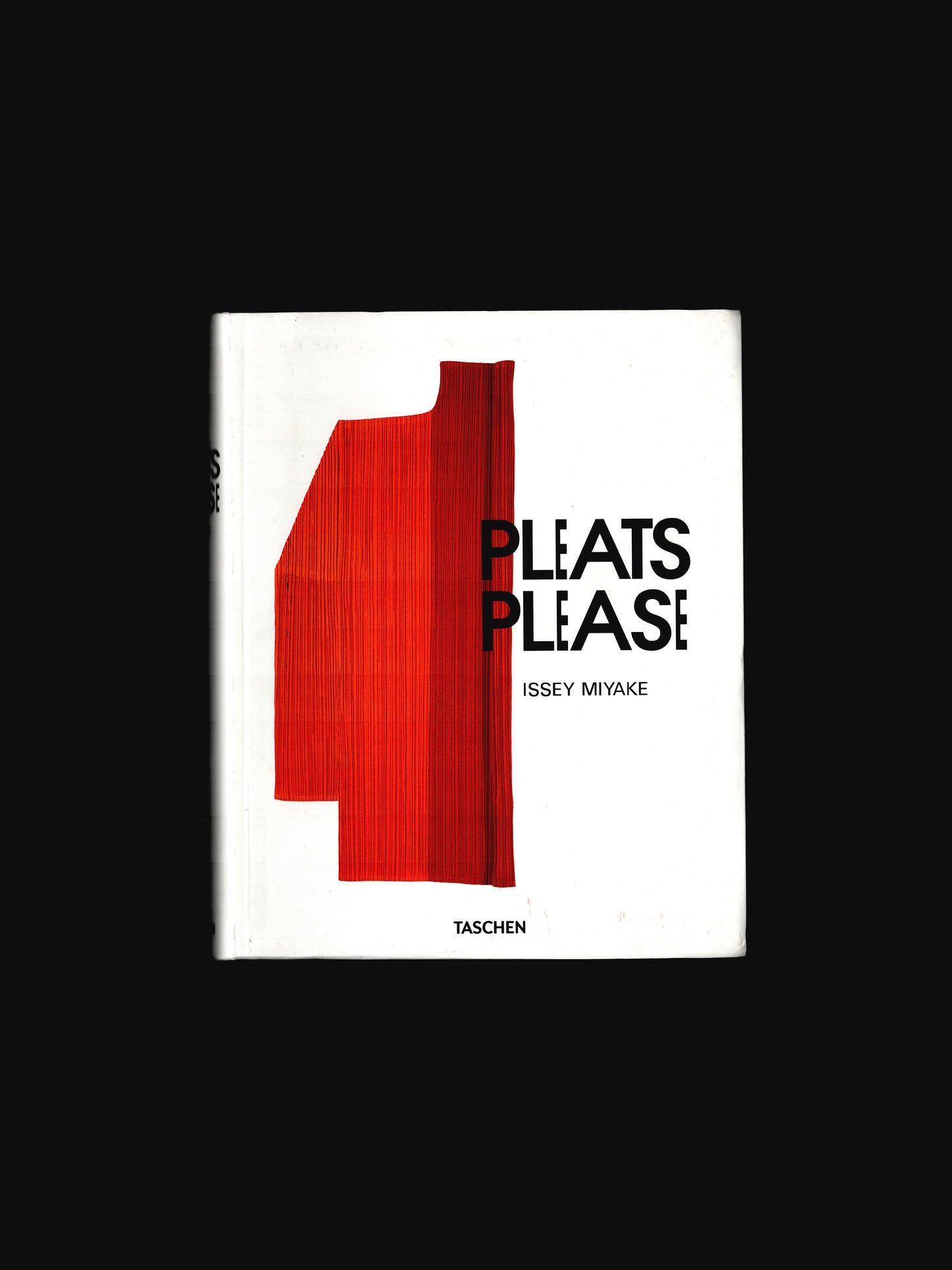 PLEATS PLEASE (2012)